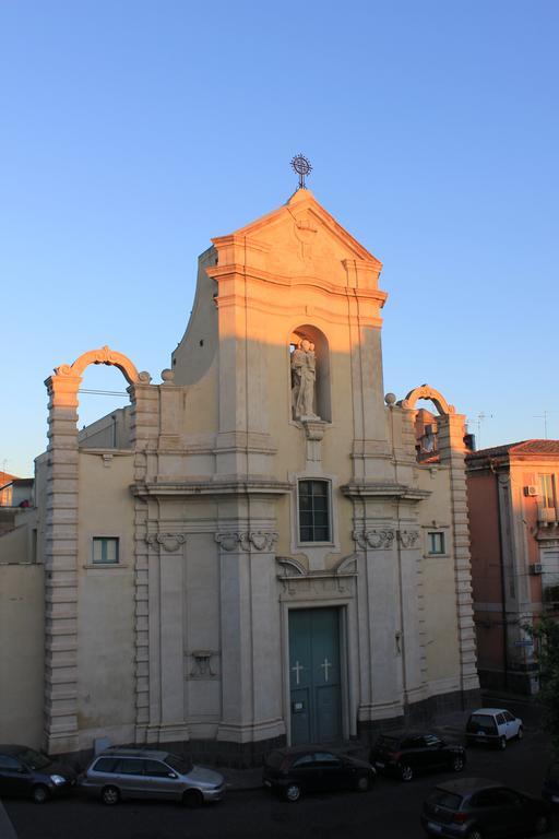 Francalanza City Rooms Catane Extérieur photo